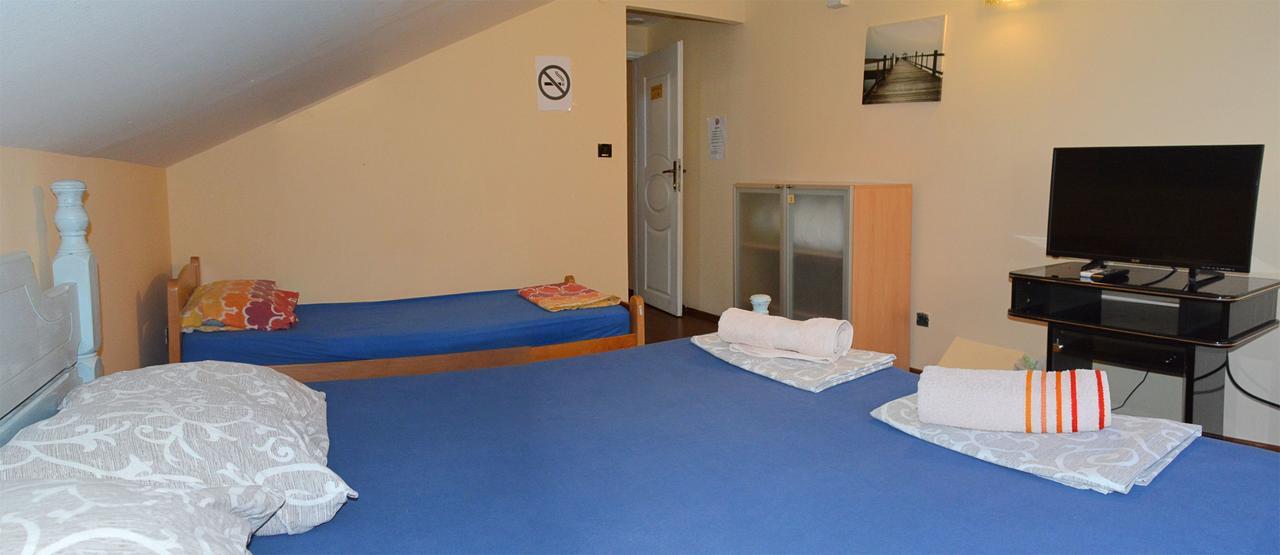 Hostel Bed N Beer Βελιγράδι Εξωτερικό φωτογραφία